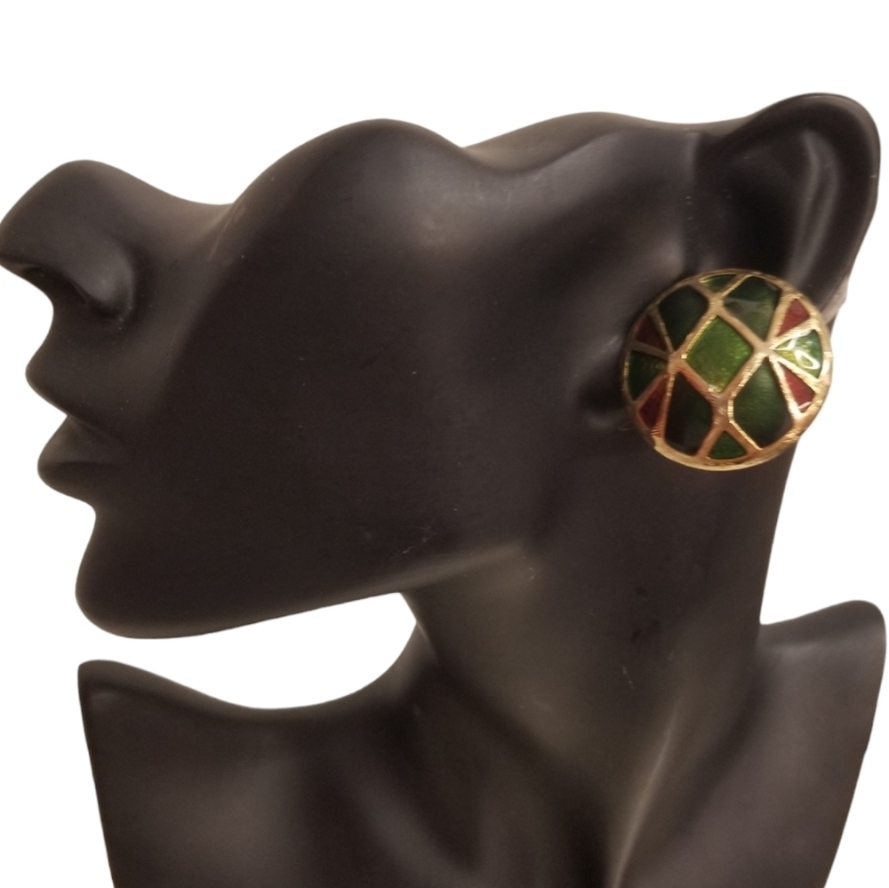 VINTAGE GOLDTONE WITH RED & GREEN ENAMEL INLAY DETAIL CLIP ON STATEMENT EARRINGS